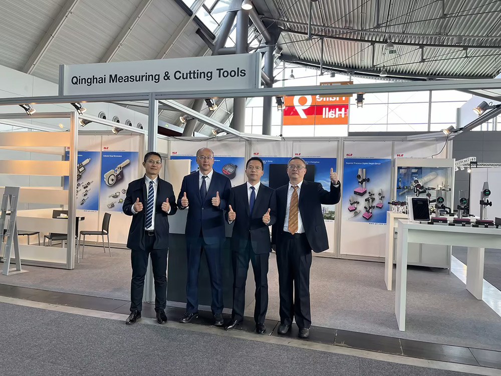 a7ec0355-c98d-495f-bf33-8561e5766507