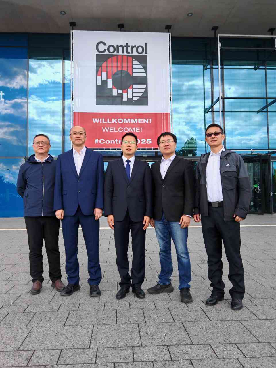 45c8ddb8d80d7ced769b809741871f85_compress(2) 45c8ddb8d80d7ced769b809741871f85_compress(2)